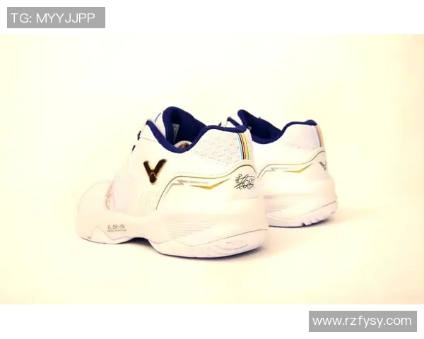 美津浓足球鞋的卓越性能与舒适体验助力球员在赛场上展现最佳状态 美津浓足球鞋的卓越性能与舒适体验助力球员在赛场上展现最佳状态