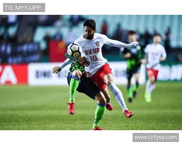 卡雅与淡滨的精彩对决揭示足球战术与团队协作的完美结合